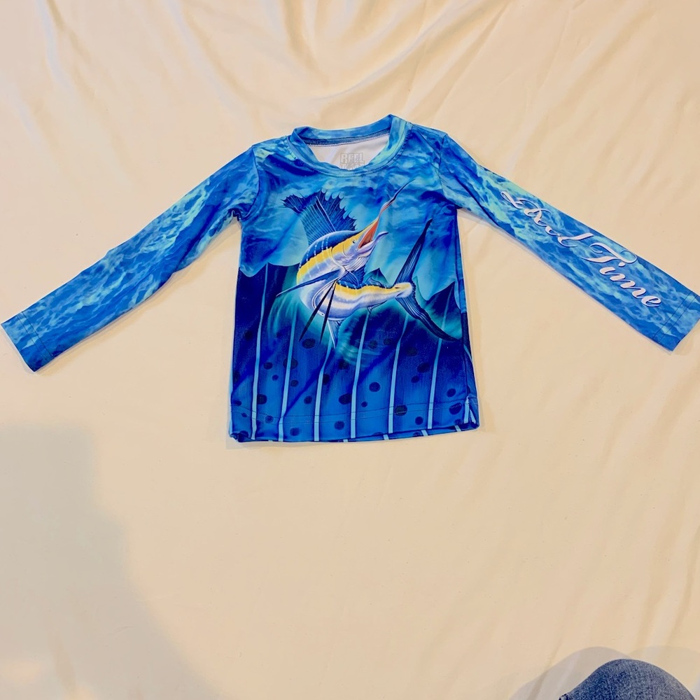 2t reel time fishing shirt